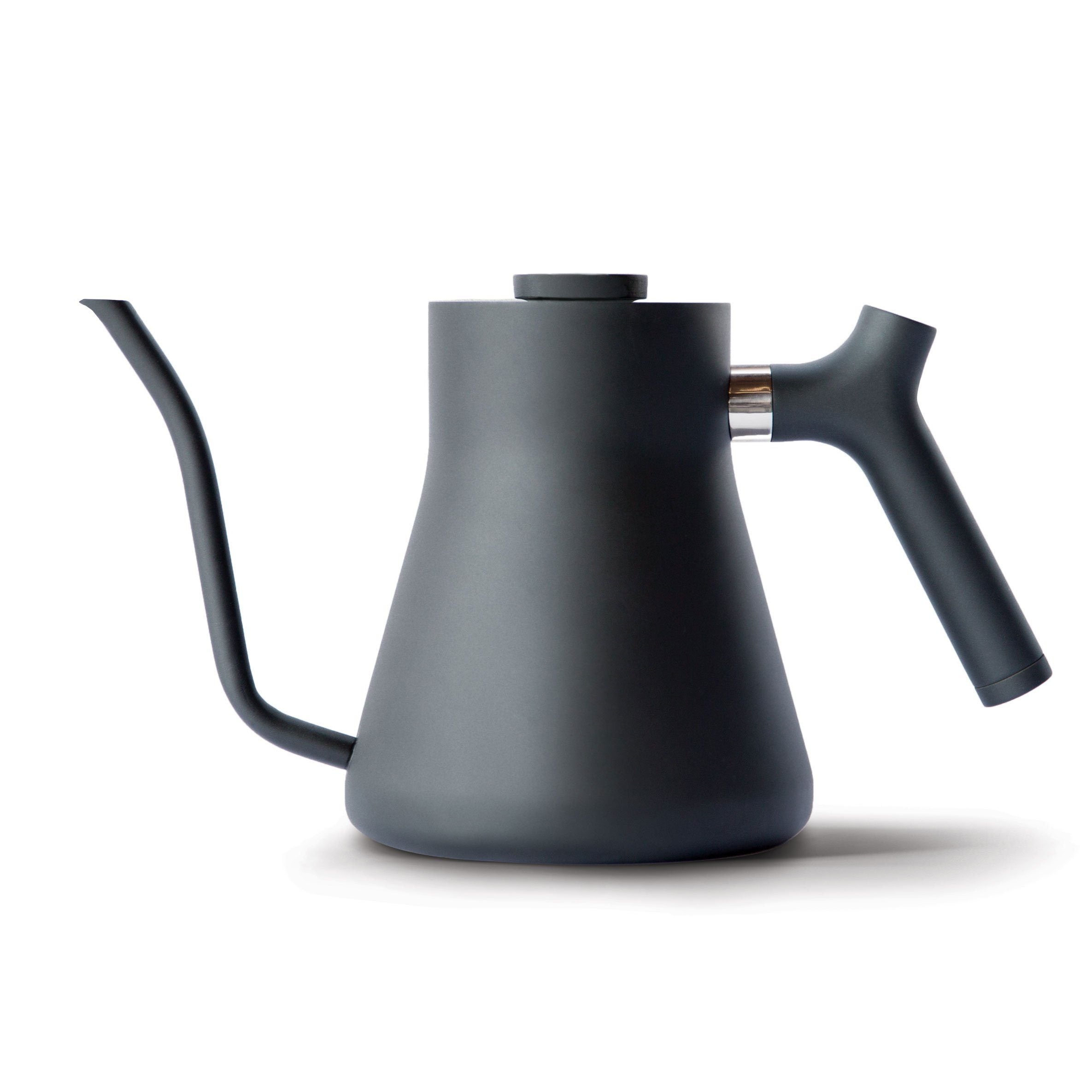 Gooseneck kettle outlet with thermometer
